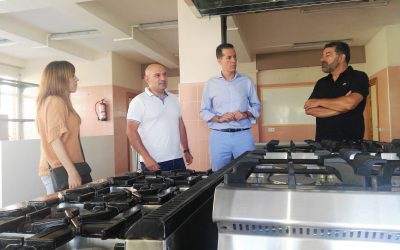 El alcalde visita las nuevas instalaciones del ciclo de Cocina y Restauración en el IES Valle de Elda