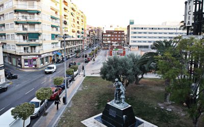 El Ayuntamiento de Elda aprueba la concesión de las becas para trasporte universitario del curso 2017 – 2018
