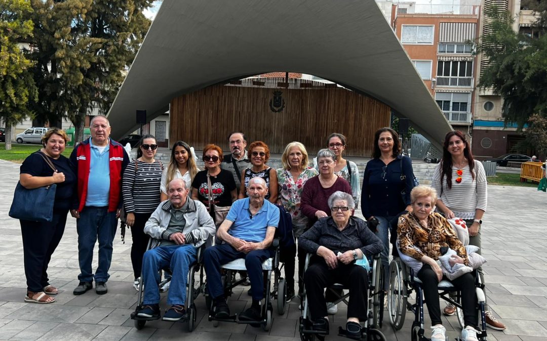 Los clubes de jubilados y pensionistas de Elda acogen las primeras actividades organizadas por el Ayuntamiento con motivo del Mes de las Personas Mayores