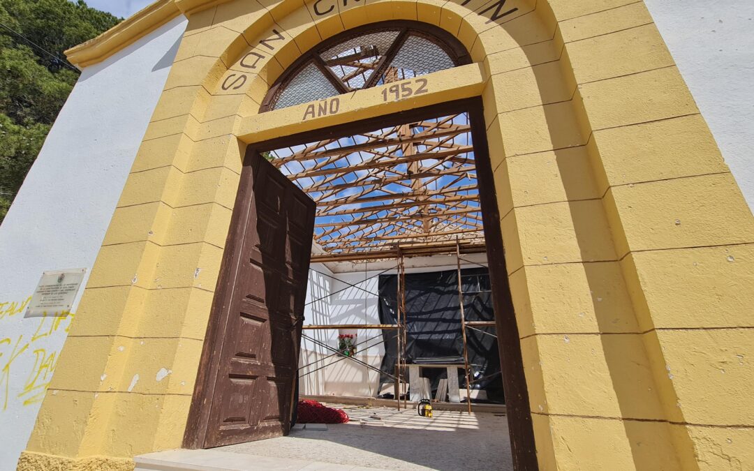 El Ayuntamiento de Elda inicia las obras de remodelación de la ermita de San Crispín con el objetivo de impermeabilizar la cubierta