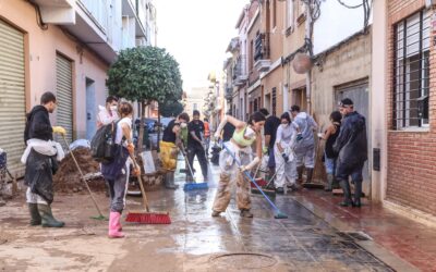 El dispositivo solidario del Ayuntamiento de Elda ha permitido enviar más de 260 voluntarios y más de 100 toneladas de alimentos, agua y material a las zonas afectadas por la DANA