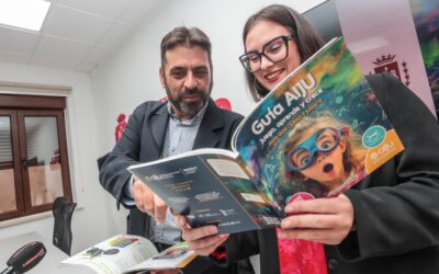 La Agrupación Local de Ampas distribuye en los centros educativos de Elda 6.500 ejemplares de la guía sobre juegos y juguetes elaborada por AIJU