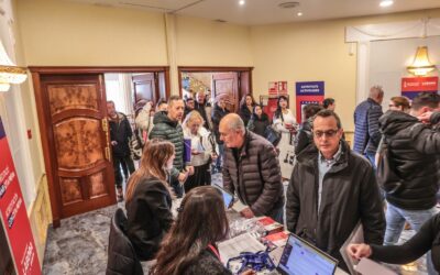 Éxito de participación en el Foro de Empleo ‘Labora en Ruta’ celebrado esta mañana en los Salones Princesa de Elda